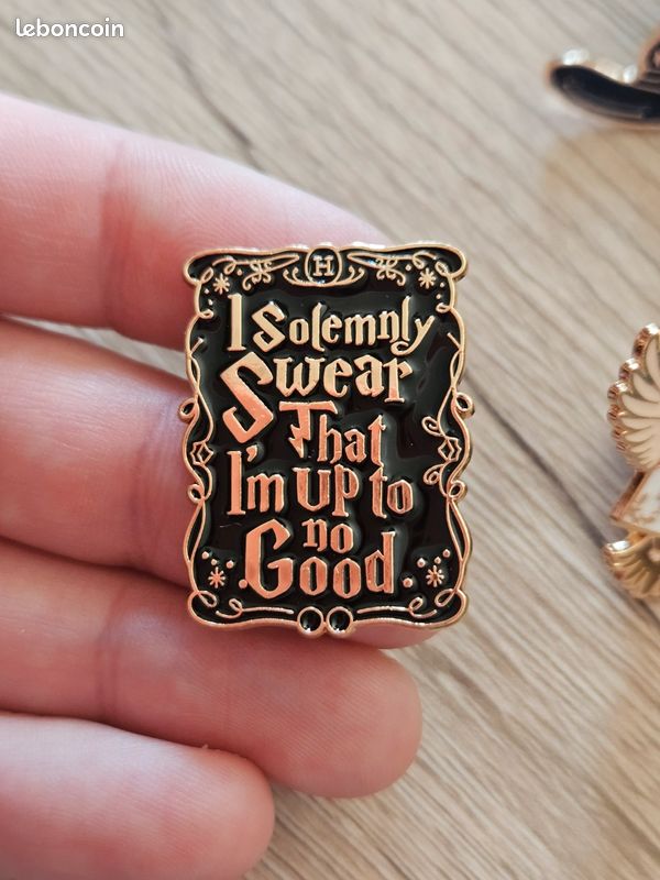 HP magic Enamel Pin