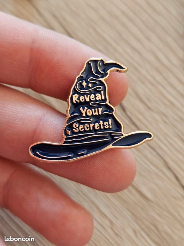 HP magic Enamel Pin